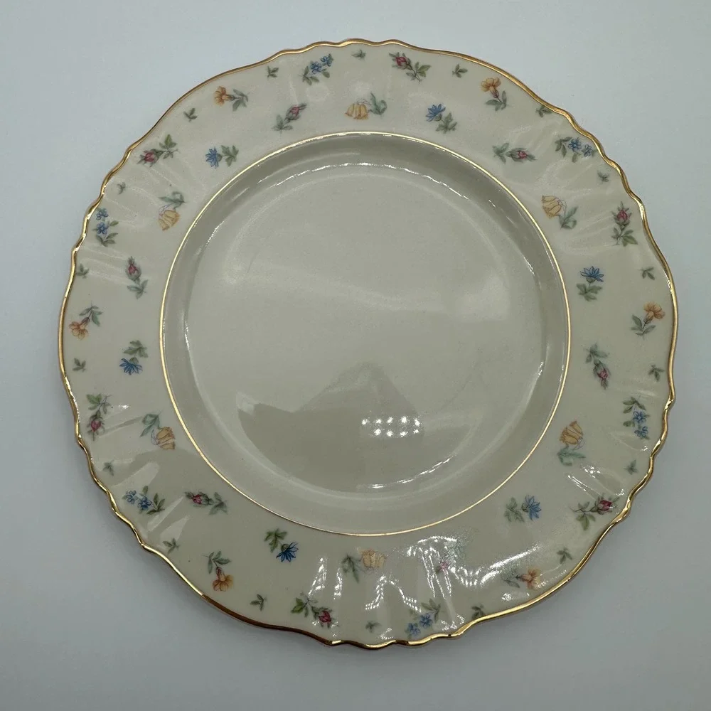 Syracuse China Suzanne Federal Shape Salad Plates Gold Rim Set of 4
